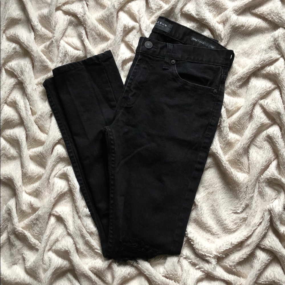 Black distressed denim skin jeans